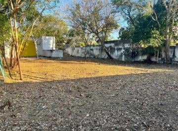 Terreno / Lote · 1680m² · Venta Enorme Terreno con Construcción en Itzimna Merida Zona Centro de Merida