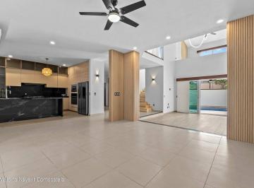 73fa7af3a6cb2dcac9f341520b083edc7218bc60405c4cbdc0679c055a922fa5 · Casa Remodelada en Venta en Versalles Puerto Vallarta