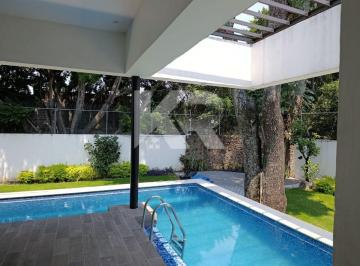 Casa de 5 habitaciones, Cuernavaca · Casa en Renta en Vista Hermosa | $45,000 Mxn Mensuales. Ubicación en Esquina, Sin Seguridad.
