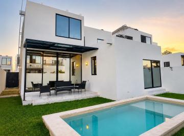 Casa Renta 220m² de 2 habitaciones · Casa Amueblada en Renta en Conkal