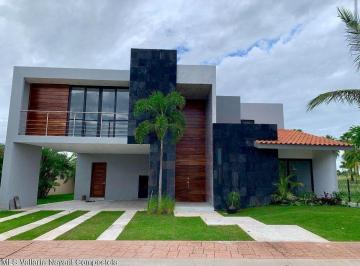 b6438e1c9d24adacdf44a31333e6d6d973a5c814cc246cc180a234005fda2ebf · Casa en Venta en Nuevo Vallarta con Vista Al Golf