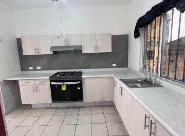 Casa · 3 Recámaras · 2 Estacionamientos · Casa en Renta Col. del Paseo Residencial en Zona Sur de Monterrey