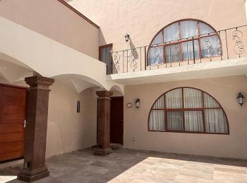 Casa de 4 habitaciones, Querétaro · Venta de Casa en Colinas de Cimatario