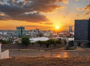Terreno / Lote · Terreno en Venta en Paseo de Las Lomas con Vista Panoramica