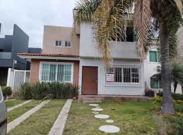 Casa de 4 habitaciones, Tlajomulco de Zúñiga · Casa en Venta en Colinas de Santa Anita, Jalisco