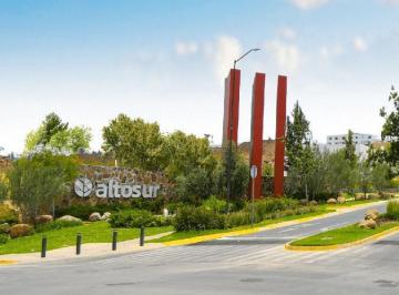 Departamento · 72m² · 3 Recámaras · 1 Estacionamiento · Altosur