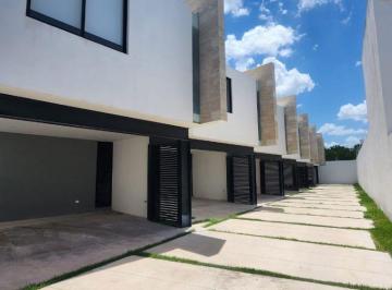 Casa en condominio de 2 habitaciones, Mérida · Town House con Paneles Solares, en Area de Santa Rita Cholul, 2 Recamaras 2.5 Baños Sin Amueblar