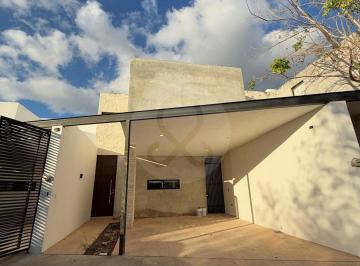 FACHADA.jpg · Casa en Venta en Cholul