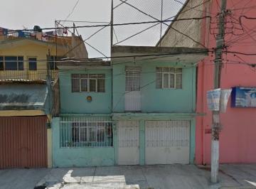 Casa de 4 habitaciones, Nezahualcóyotl · Casa en Tizapan Metropolitana en Activo Bancario