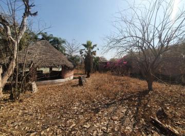 Casa · 1400m² · 6 Recámaras · 9 Estacionamientos · Casa en Venta en Miacatlán