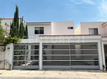 Casa · 181m² · 3 Recámaras · 2 Estacionamientos · Casa en Venta en Rincón de Las Huertas, Santa Catarina, Nl