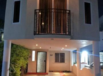 Casa de 3 habitaciones, San Pedro Tlaquepaque · Fracc. Los Olivos II, Tlaquepaque! Amplisima Casa en Venta Dentro de Coto Lista Para Habitar