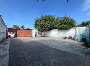 Terreno comercial · 728m² · 10 Estacionamientos · Terreno Comercial en Venta en Pueblo Los Arcos