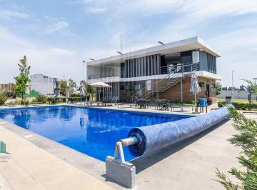 f6004363a3f7bfcb1b8e47de62159a5e03d012fb6f86af648e0c3cf381254aeb · Terreno en Venta en Coto Maple 1 – Valle Imperial
