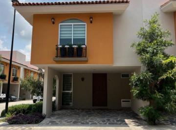 Casa de 3 habitaciones, San Pedro Tlaquepaque · Casa Renta 16,500 Zona Sur/punto Sur