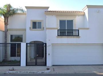 Casa de 3 habitaciones, Cajeme · Preciosa Casa en Ciudad Obregon a Solo Cuadras del Estadio de Los Yanquis, Zona de Alta Plusvalia