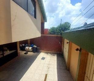 Casa · 236m² · 3 Recámaras · 2 Estacionamientos · Casa en Venta, a Unos Minutos del Centro de Toluca.