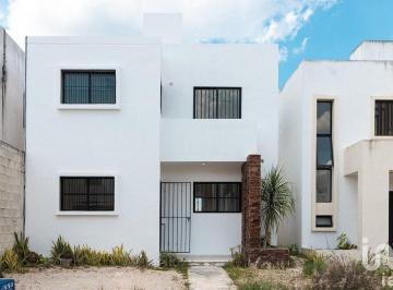 Casa · 96m² · 2 Recámaras · 2 Estacionamientos · Casa en Venta de 2 Habitaciones en Gran San Pedro Cholul