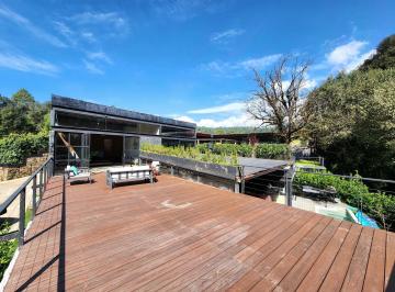 Casa en condominio · 480m² · 5 Recámaras · 2 Estacionamientos · Casa en Renta, San Simón El Alto