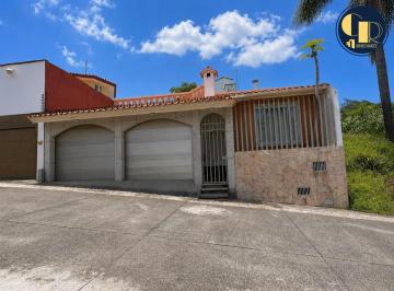 Casa · 218m² · 3 Recámaras · Casa - Fraccionamiento Cañada de Las Ánimas