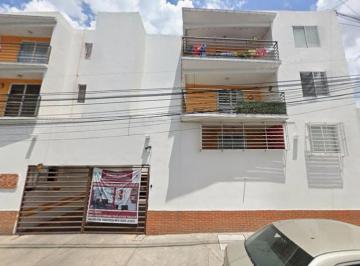 Departamento de 2 habitaciones, Iztacalco · Remate Bancario - Departamento en Chimalpopoca No. 83 Barrio Los Reyes