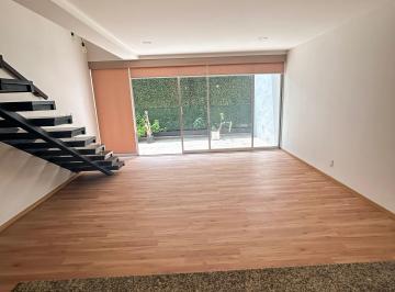 Sala/comedor · Depa a 5 Min del Wtc | 2 Niveles, Terraza, 2 Recámaras, 2 Cajones