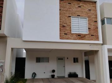 Casa · 160m² · 3 Recámaras · 2 Estacionamientos · Casa en Renta Zona Boreal. Tracia Residencial