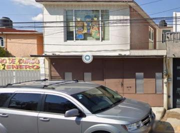 Casa de 3 habitaciones, Atizapán de Zaragoza · Venta de Casa en Atizapan de Zaragoza Col Villas de La Hacienda Edo Mex
