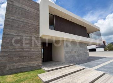 Casa · 580m² · 5 Recámaras · 7 Estacionamientos · Casa en Venta, El Campanario Residencial & Golf, Querétaro, Qro.