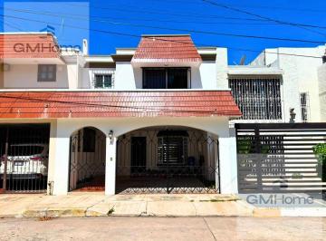 Casa · 280m² · 3 Recámaras · 1 Estacionamiento · Departamento en Venta en El Dorado