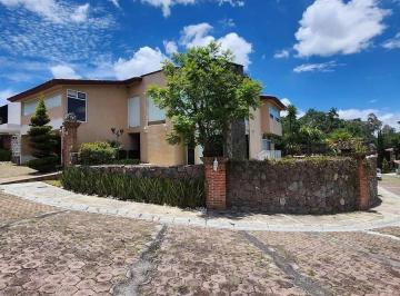 Casa · 90m² · 4 Recámaras · 4 Estacionamientos · Residencia en Renta en Residencial Campastre Haras Sección Fincas