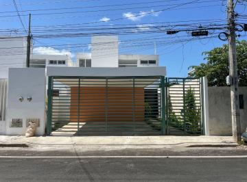 Casa de 3 habitaciones, Mérida · Casa en Renta Para Oficina en Mérida