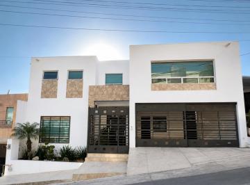 1 · Venta Casa Zona Contry Sol