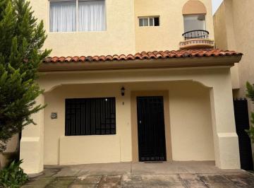 Casa en condominio de 3 habitaciones, Tlajomulco de Zúñiga · Casa de 105 m² con 3 Recámaras en Renta en Alta California Residencial