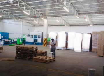 Bodega comercial , Naucalpan de Juárez · ¡En Renta Atractiva Bodega de 1,500 m Cuadrados Ubicada en La Mejor Zona de Naucalpan!