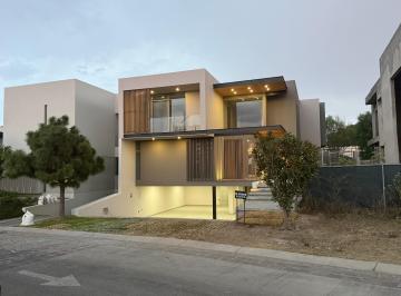 Casa en condominio de 6 habitaciones, Zapopan · Residencia en Coto Lagos Puerta Las Lomas