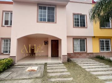 Casa · 129530m² · 3 Recámaras · 2 Estacionamientos · Casa - Residencial El Refugio