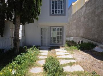 Casa de 2 habitaciones, Pachuca · Casa en Venta en Colina de Plata