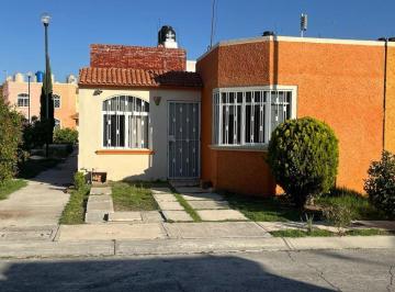 Casa de 3 habitaciones, Pachuca · Casa en Venta en Paseos de La Plata