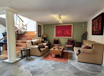 Casa en condominio · 280m² · 4 Recámaras · 2 Estacionamientos · Casa Amueblada en Condominio con Amenidades y Ubicación Estratégica Cerca de Santa Fe