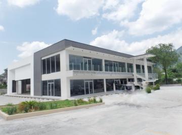 Local comercial · 90m² · 60 Estacionamientos · Locales Comerciales