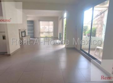 Casa · 166m² · 3 Recámaras · 2 Estacionamientos · Casa en Venta en Villas del Campo 26 - 1287.