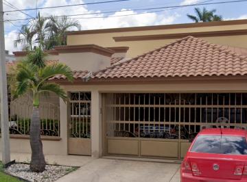 Casa de 3 habitaciones, Ahome · Casa en Venta en Fuente de Zeus, Sinaloa.