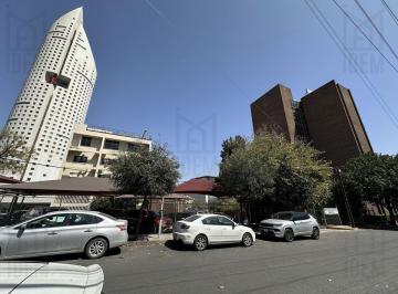 Oficina · 125m² · 2 Estacionamientos · 0102 - Consultorio en Venta en Col Los Doctores, Monterrey N. L