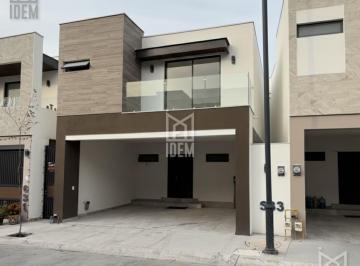 Casa · 210m² · 3 Recámaras · 2 Estacionamientos · 1116 - Casa en Renta en Dominio Cumbres Privadas Arboria Sector Jazmin