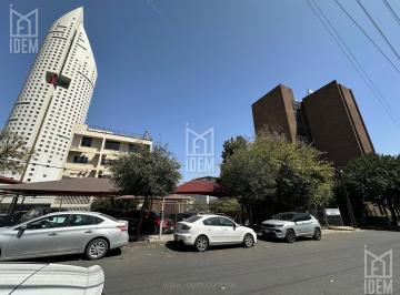 Oficina · 125m² · 2 Estacionamientos · 0102 - Consultorio en Venta en Col Los Doctores, Monterrey N. L