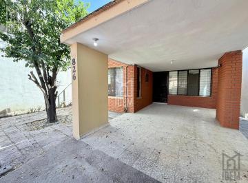 Casa · 200m² · 3 Recámaras · 2 Estacionamientos · 0122 - Casa en Venta en La Anahuac, San Nicolás de Los Garza.