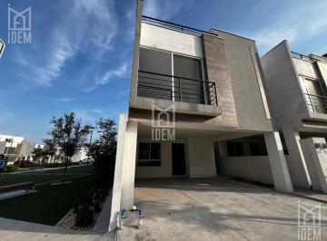 Casa · 179m² · 3 Recámaras · 0525 - Casa en Venta Mirasur, General Escobedo