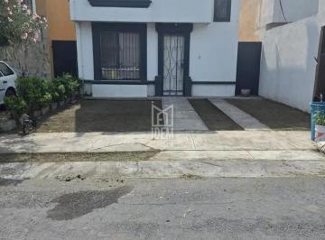 Casa · 100m² · 3 Recámaras · 1 Estacionamiento · 1905 - Casa en Renta Puerta del Norte Escobedo