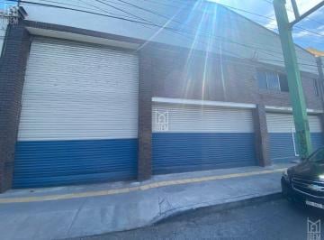 Local comercial · 382m² · Bodega